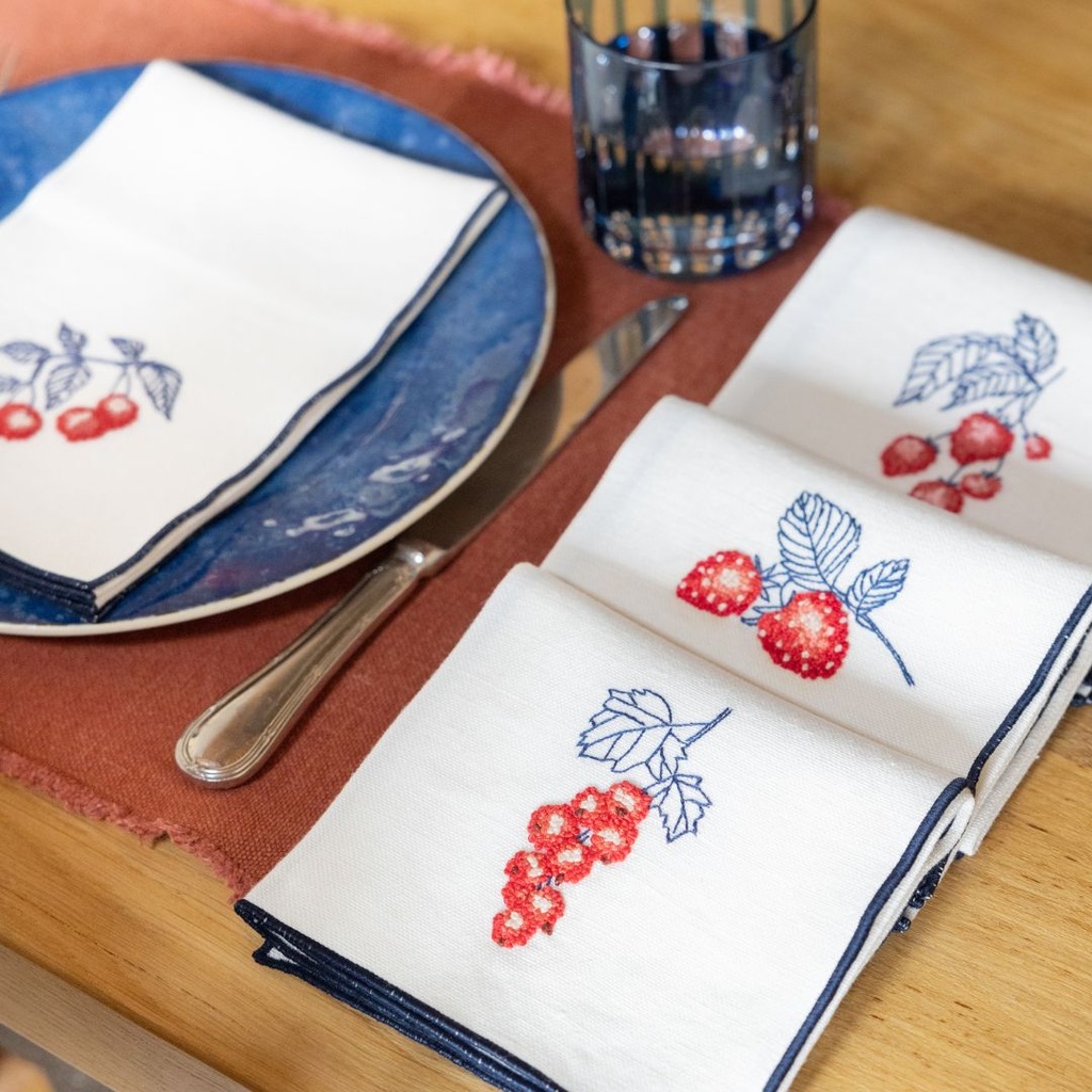 FRUITS ROUGES - 8 Serviettes de Table en Lin