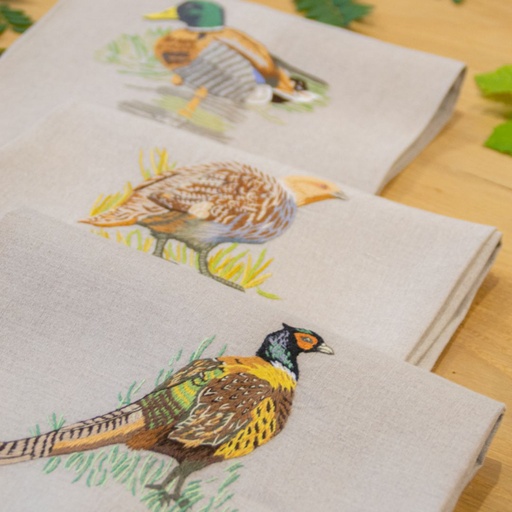 FOREST ANIMALS - Guest Hand Towel