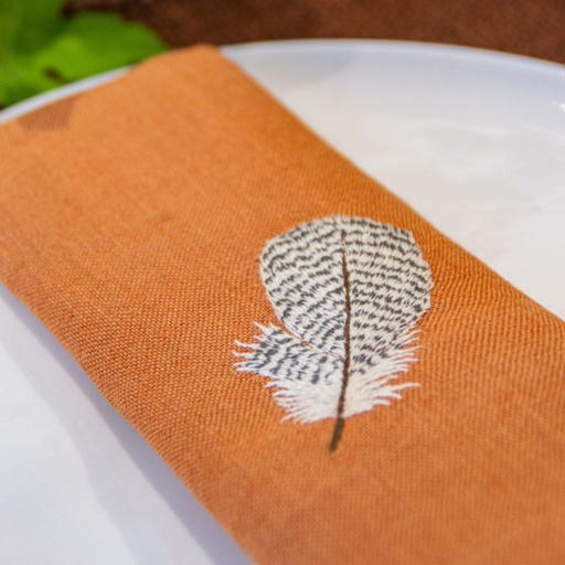 FEATHERS - 8 Linen Dinner Napkins